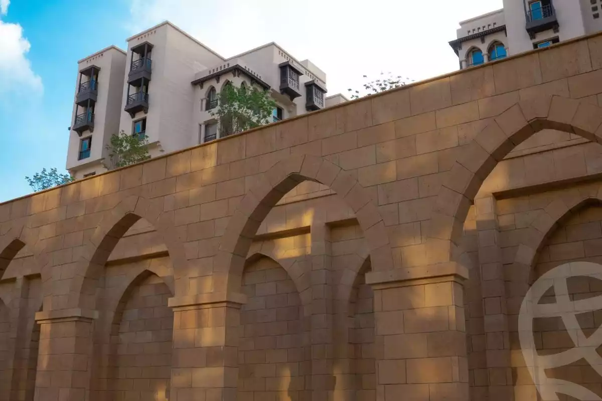 https://aqarmap.com.eg/ar/listing/5282921-for-sale-cairo-old-cairo-el-fostat-lfstt-ljdyd-arabesque-compound-sed