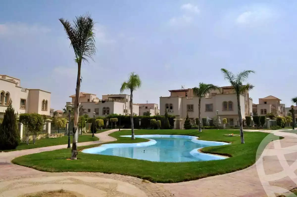 https://aqarmap.com.eg/en/listing/5283821-for-sale-cairo-el-sheikh-zayed-city-compounds-greens