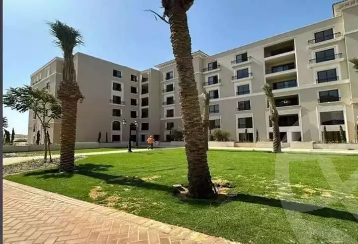 https://aqarmap.com.eg/ar/listing/5287642-for-sale-cairo-el-sheikh-zayed-city-compounds-kmbwnd-fyldj-wyst-dr-llttwyr