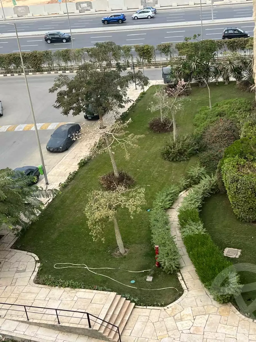 https://aqarmap.com.eg/ar/listing/5288059-for-sale-cairo-new-cairo-lrhb-city-phase-5-talaat-mostafa-st
