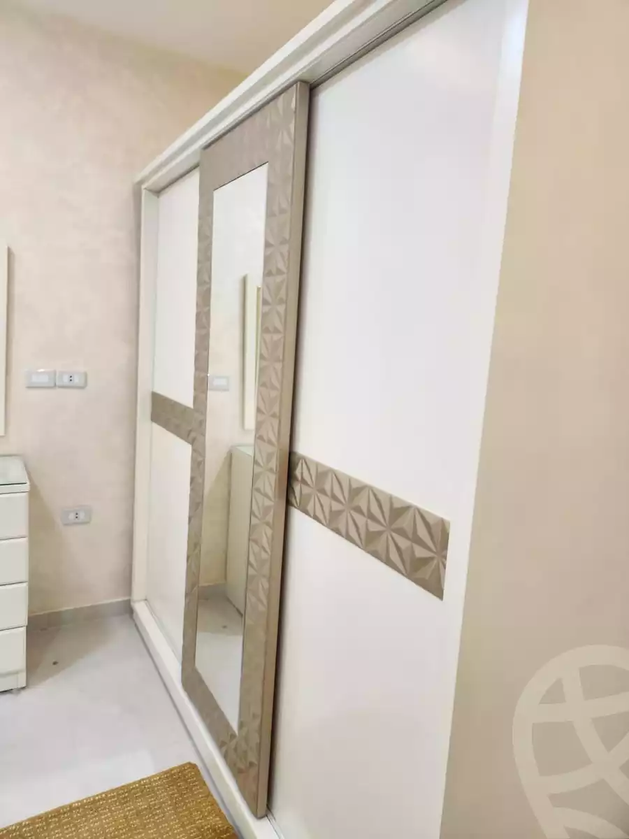 https://aqarmap.com.eg/en/listing/5290928-for-rent-cairo-6th-of-october-el-ahyaa-neighborhood-2nd-dr-mohammed-badawi-st