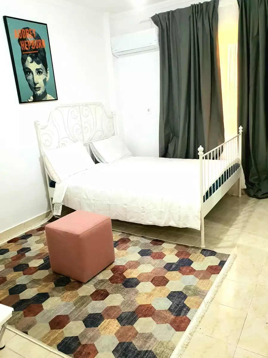 https://aqarmap.com.eg/en/listing/5292334-for-sale-cairo-new-cairo-lrhb-city-phase-5-talaat-mostafa-st