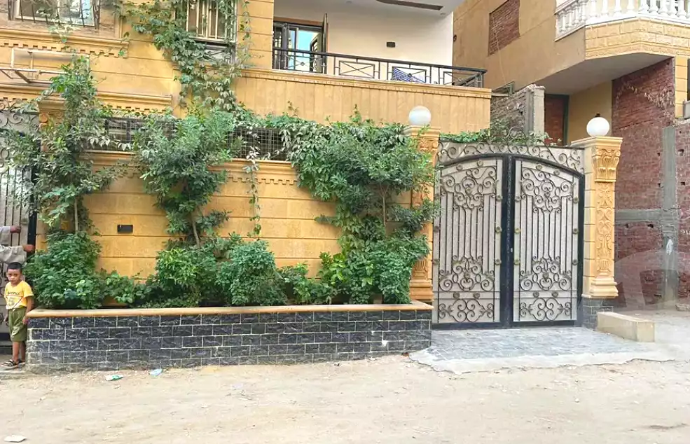 https://aqarmap.com.eg/en/listing/5295110-for-sale-cairo-hadayek-el-ahram-horus-street