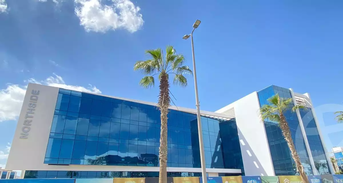 https://aqarmap.com.eg/ar/listing/5298679-for-sale-cairo-el-sheikh-zayed-city-alex-cairo-desert-road-smart-village-y-r-sy-byzns-brk-sfrykw-llstthmr-l-qry