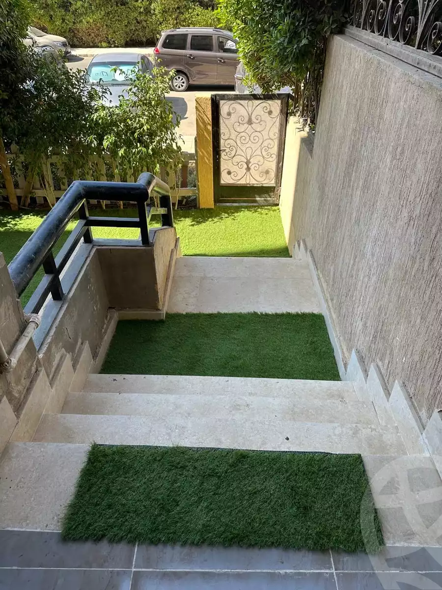 https://aqarmap.com.eg/en/listing/5303272-for-rent-cairo-new-cairo-lrhb-city-phase-4-mostafa-el-nahaas-st