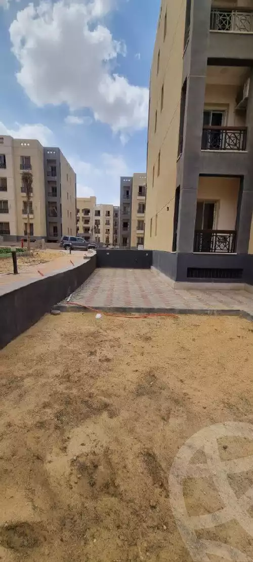 https://aqarmap.com.eg/en/listing/5306822-for-sale-cairo-new-cairo-compounds-paradise
