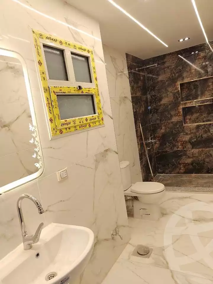 https://aqarmap.com.eg/en/listing/5307359-for-sale-cairo-ain-shams-el-naam-shahin-st