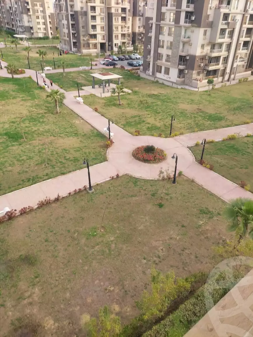 https://aqarmap.com.eg/en/listing/5310071-for-rent-cairo-el-sheikh-zayed-city-compounds-dr-msr