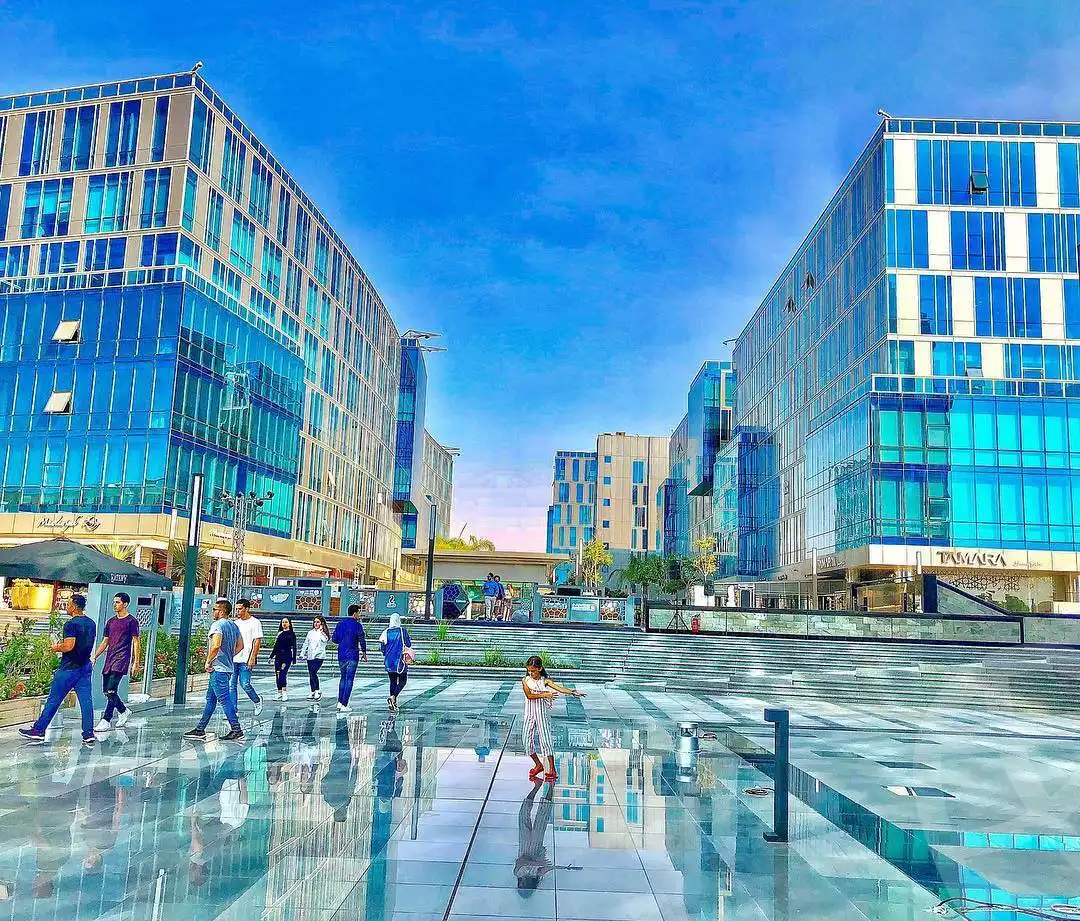 https://aqarmap.com.eg/en/listing/5313932-for-sale-cairo-el-sheikh-zayed-city-compounds-capital-business-park