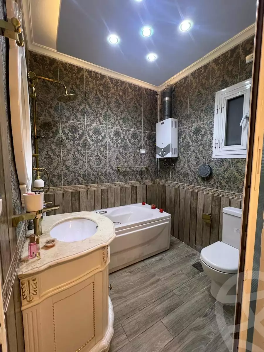 https://aqarmap.com.eg/en/listing/5318074-for-sale-cairo-new-cairo-lrhb-city-phase-5-talaat-mostafa-st