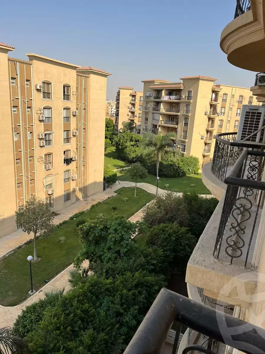 https://aqarmap.com.eg/ar/listing/5318143-for-sale-cairo-new-cairo-lrhb-city-malls-and-markets