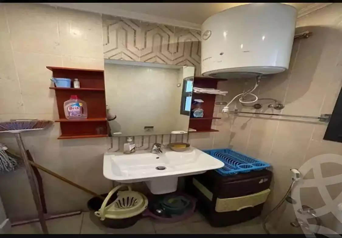 https://aqarmap.com.eg/en/listing/5326068-for-rent-cairo-el-sheikh-zayed-city-compounds-kmbwnd-wyst-twn-swdyk
