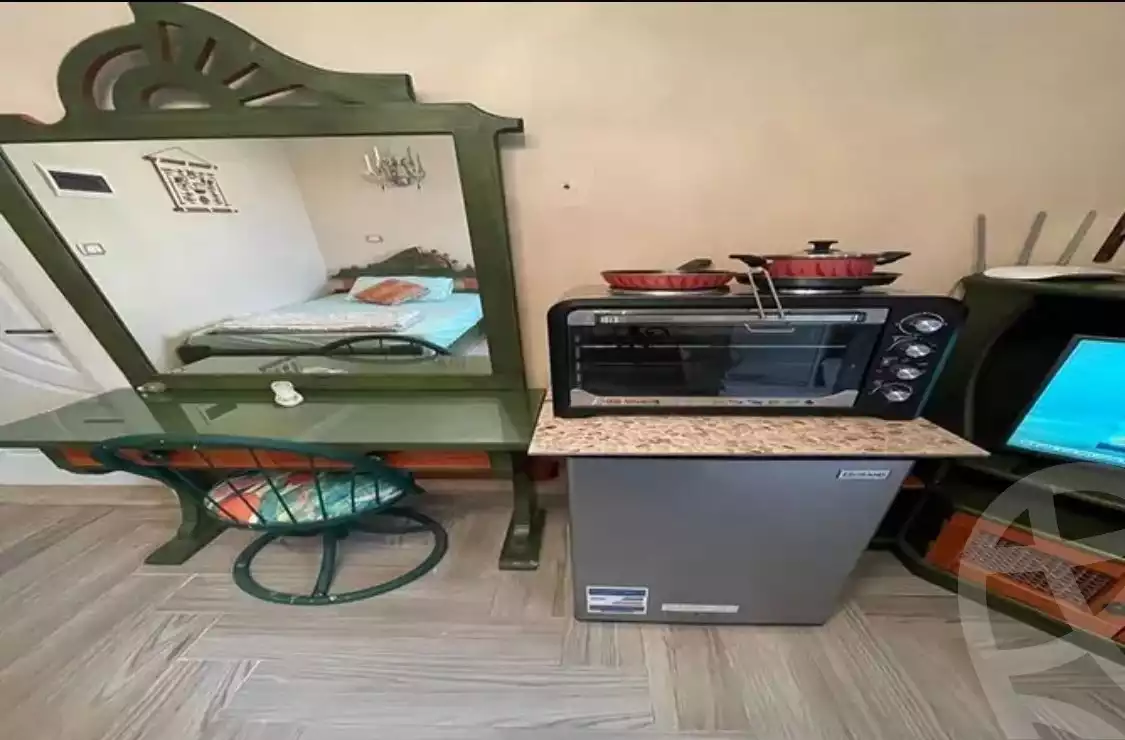 https://aqarmap.com.eg/en/listing/5326068-for-rent-cairo-el-sheikh-zayed-city-compounds-kmbwnd-wyst-twn-swdyk