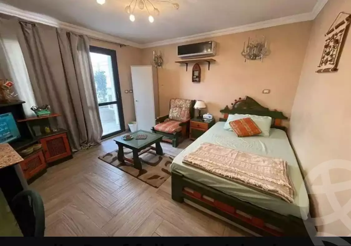 https://aqarmap.com.eg/en/listing/5326068-for-rent-cairo-el-sheikh-zayed-city-compounds-kmbwnd-wyst-twn-swdyk
