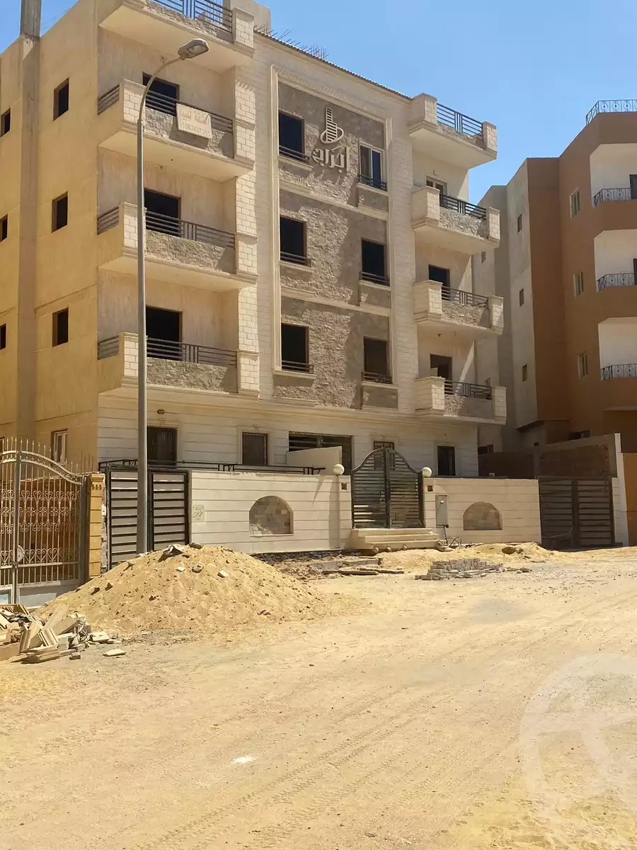https://aqarmap.com.eg/en/listing/5326620-for-sale-cairo-6th-of-october-hadaeq-october-lmntq-lsyhy-b