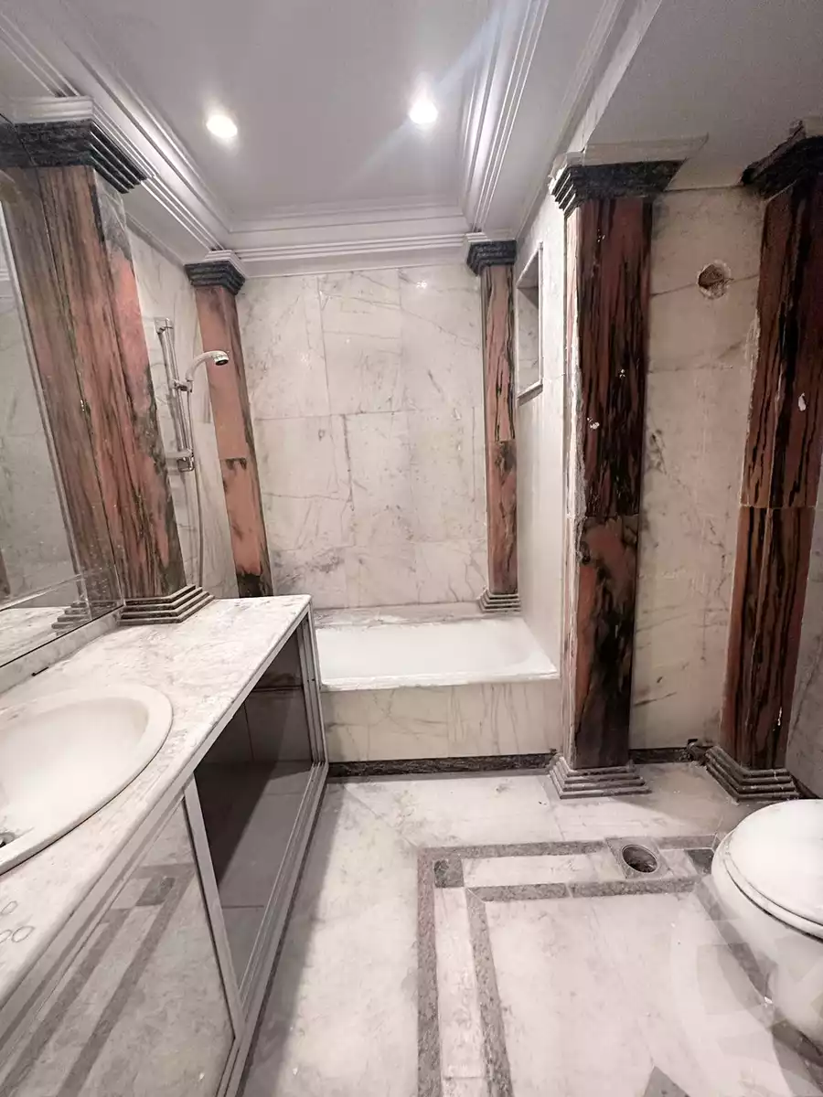 https://aqarmap.com.eg/en/listing/5265668-for-sale-cairo-nasr-city-abbas-el-akkad