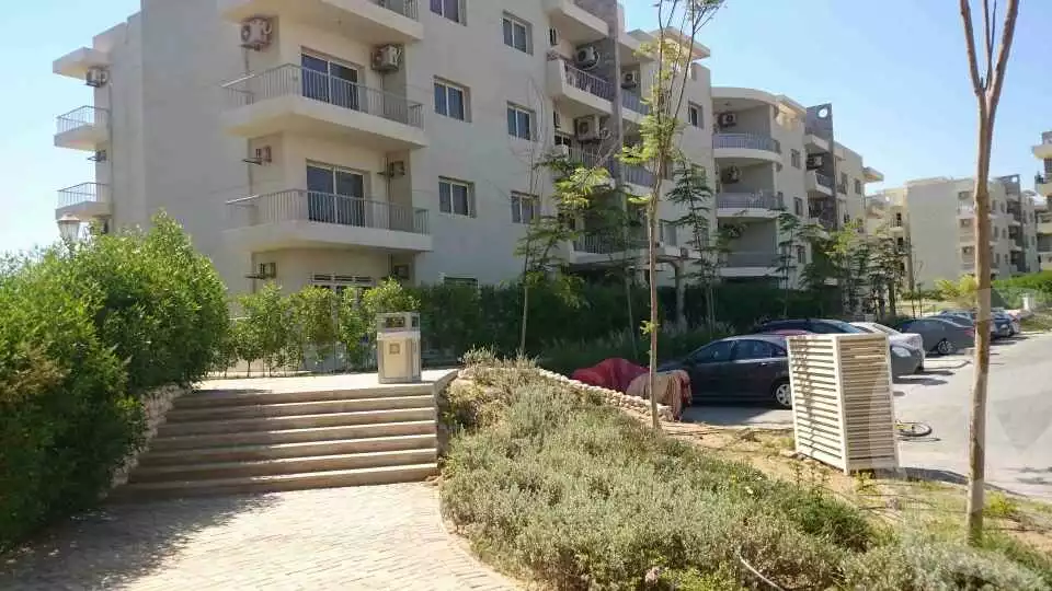 https://aqarmap.com.eg/en/listing/5328869-for-rent-cairo-el-sheikh-zayed-city-compounds-dh-drys