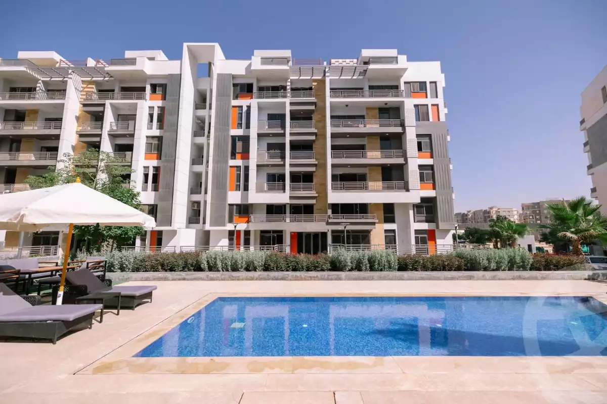 https://aqarmap.com.eg/ar/listing/5329513-for-sale-cairo-new-cairo-compounds-dh-ykwn-ryzdns-styl-hwm