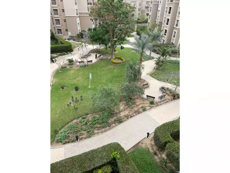 https://aqarmap.com.eg/en/listing/5330012-for-sale-cairo-new-cairo-compounds-kattameya-plaza