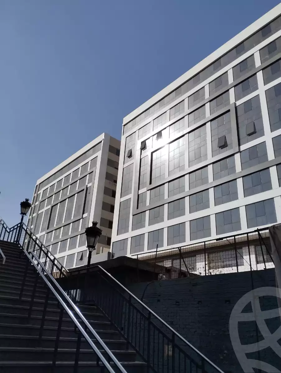 https://aqarmap.com.eg/ar/listing/5330041-for-rent-cairo-heliopolis-gesr-elsuez-ibn-sender-square