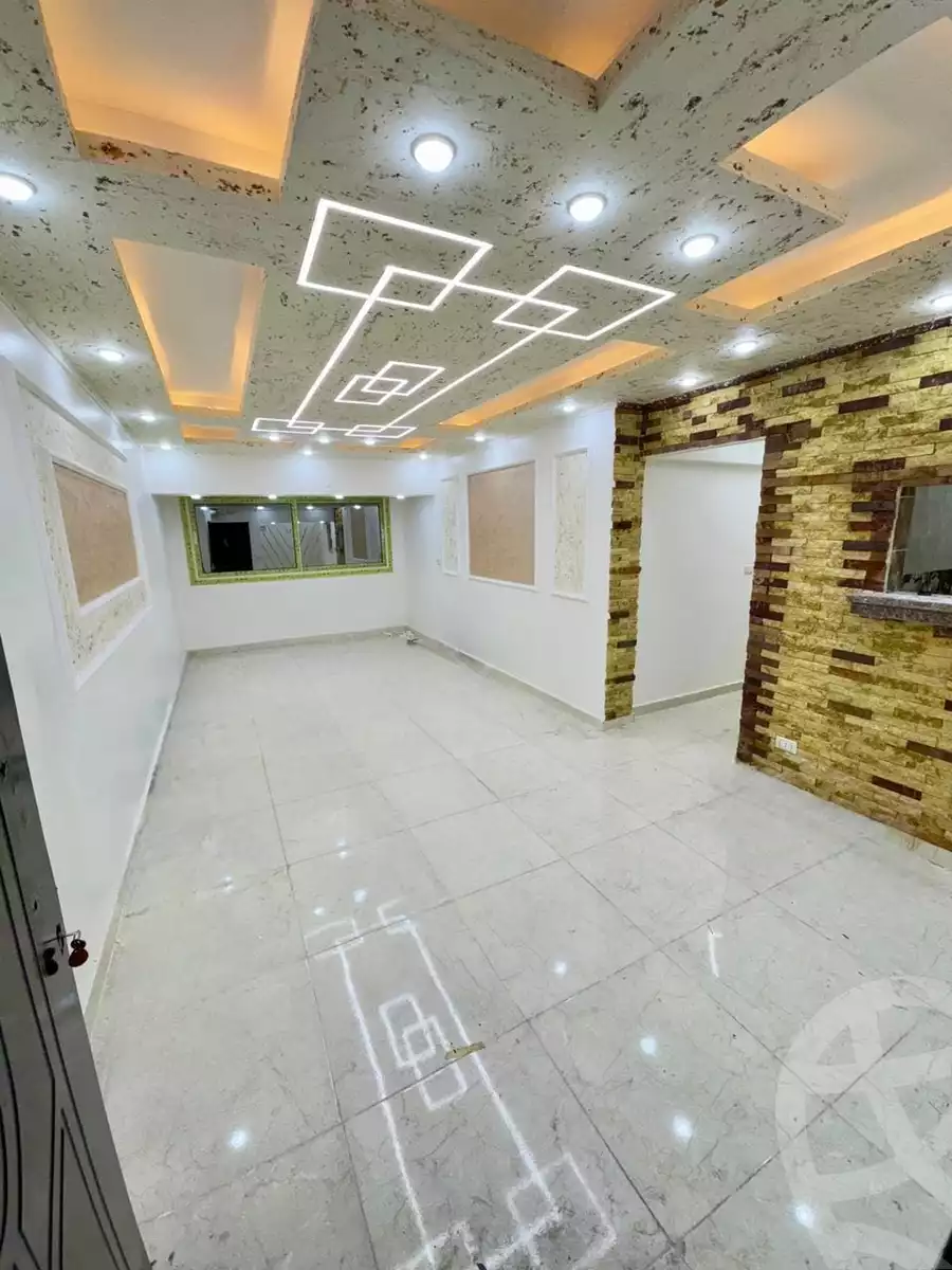 https://aqarmap.com.eg/en/listing/5330629-for-sale-alexandria-miami-shr-jml-bd-lnsr