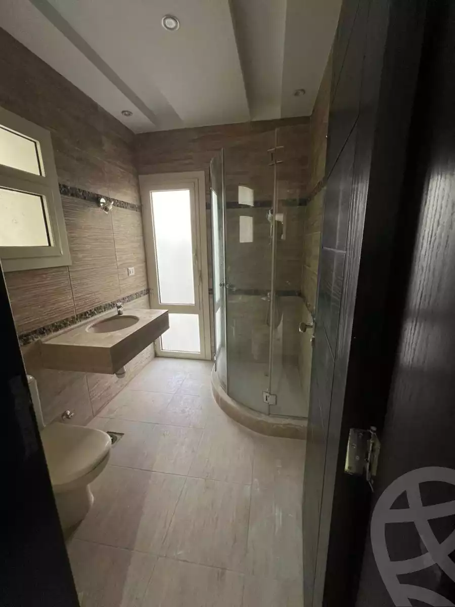 https://aqarmap.com.eg/en/listing/5333082-for-sale-cairo-el-sheikh-zayed-city-compounds-dh-drys