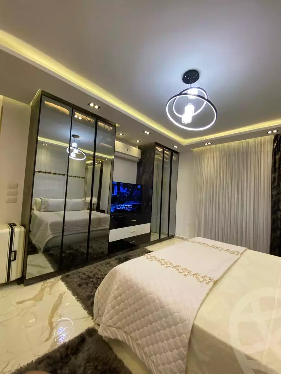 https://aqarmap.com.eg/en/listing/5333127-for-sale-cairo-el-sheikh-zayed-city-compounds-zayed-heights-compound