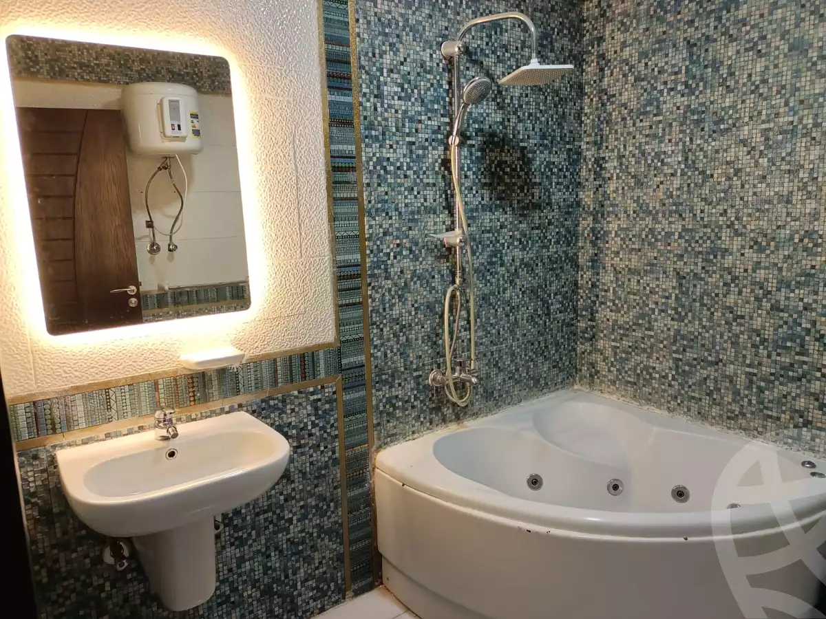 https://aqarmap.com.eg/en/listing/5333223-for-rent-cairo-el-mohandesen-meet-oqbah-esraa-al-malmin-st