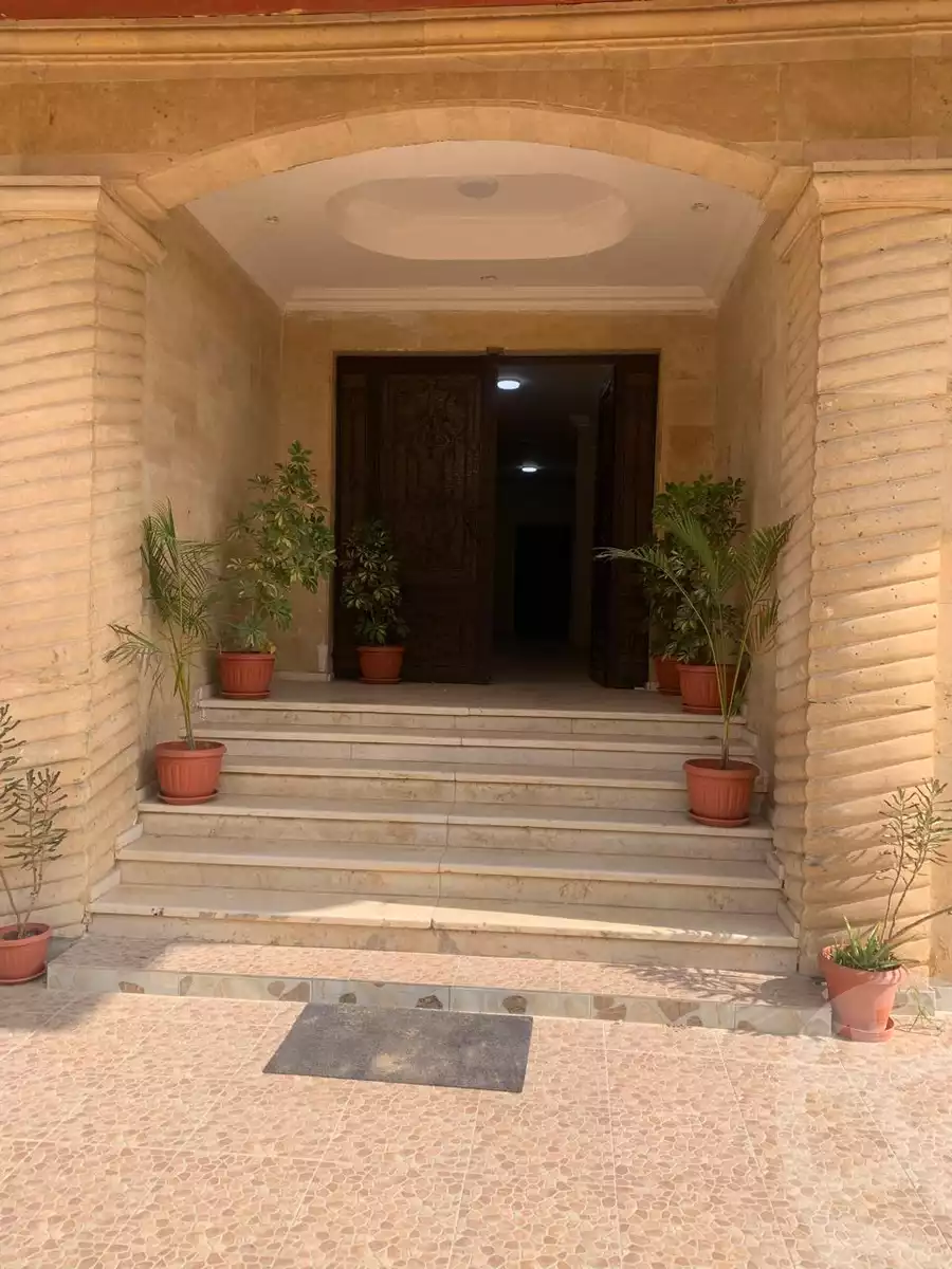 https://aqarmap.com.eg/en/listing/5334258-for-sale-cairo-al-oubour-el-hay-el-taseaa-mohamed-el-qasabgi-st