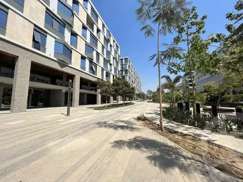 https://aqarmap.com.eg/ar/listing/5336299-for-rent-cairo-el-sheikh-zayed-city-compounds-dh-bwrtl-mwl-swdyk