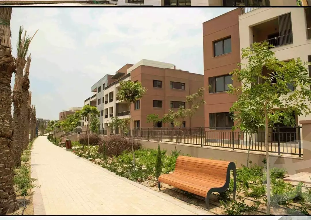 https://aqarmap.com.eg/en/listing/5336617-for-sale-cairo-new-cairo-compounds-district-5-the-plateau-district-5