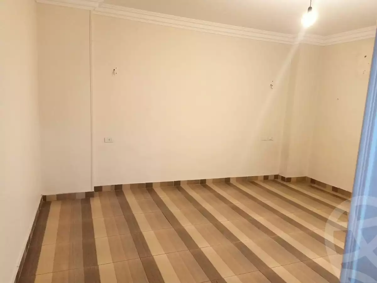 https://aqarmap.com.eg/en/listing/5341596-for-rent-cairo-mokattam-lhdb-l-ly-shareaa-9