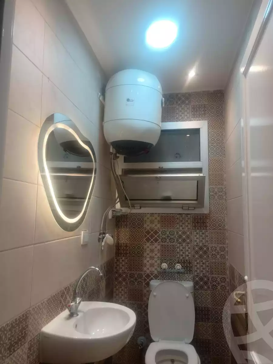 https://aqarmap.com.eg/en/listing/5342976-for-rent-cairo-new-cairo-lrhb-city-phase-8