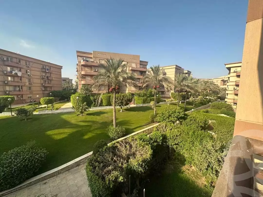 https://aqarmap.com.eg/ar/listing/5344380-for-sale-cairo-new-cairo-lrhb-city-phase-7