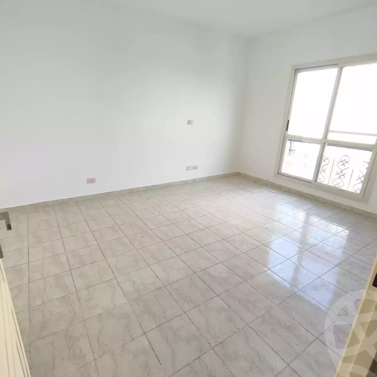 https://aqarmap.com.eg/en/listing/5344715-for-rent-cairo-new-cairo-lrhb-city-phase-8