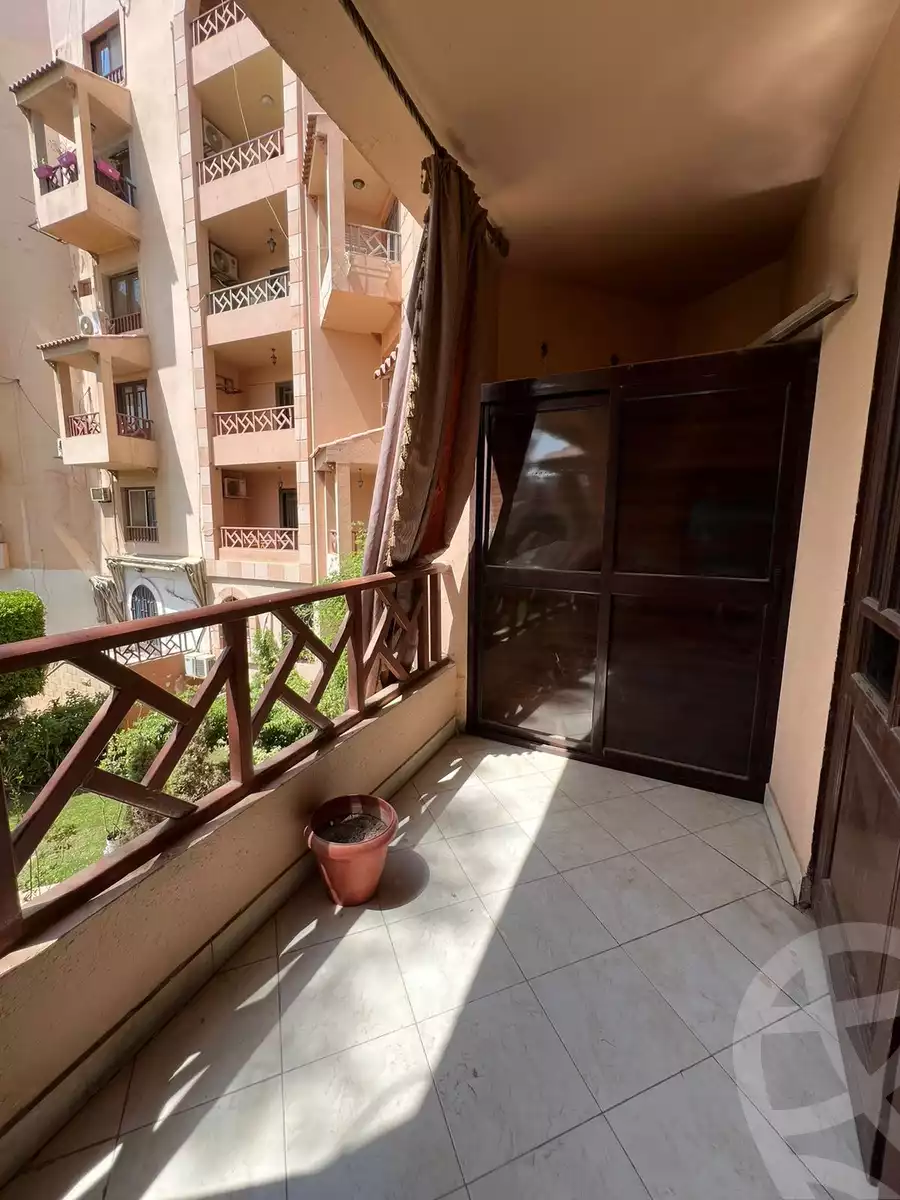 https://aqarmap.com.eg/ar/listing/5344983-for-sale-cairo-new-cairo-lrhb-city-phase-5-talaat-mostafa-st