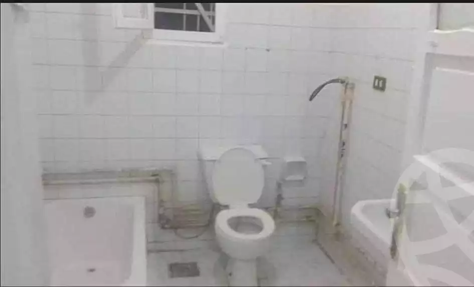 https://aqarmap.com.eg/ar/listing/5345716-for-sale-alexandria-l-jmy-lbytsh-shahr-al-assal-st