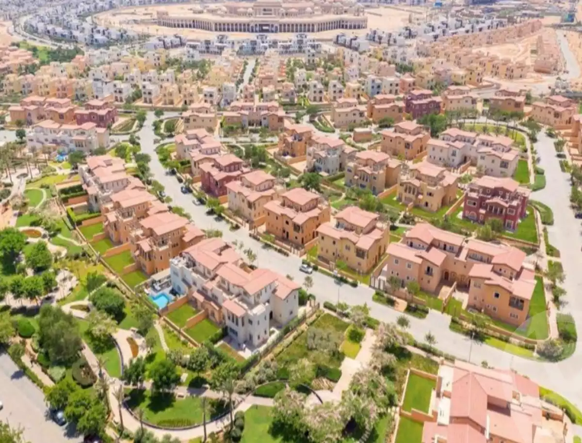 https://aqarmap.com.eg/en/listing/5346283-for-sale-cairo-new-cairo-compounds-hyde-park