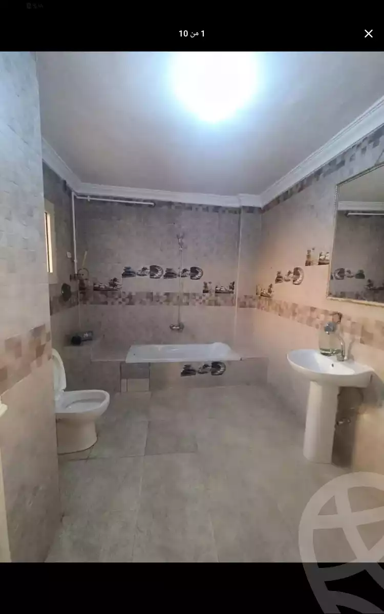 https://aqarmap.com.eg/ar/listing/5347039-for-rent-cairo-mokattam-lhdb-l-ly-shareaa-9