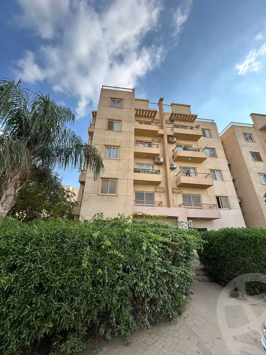https://aqarmap.com.eg/en/listing/5348817-for-sale-cairo-el-sheikh-zayed-city-compounds-el-mostaqbal-city