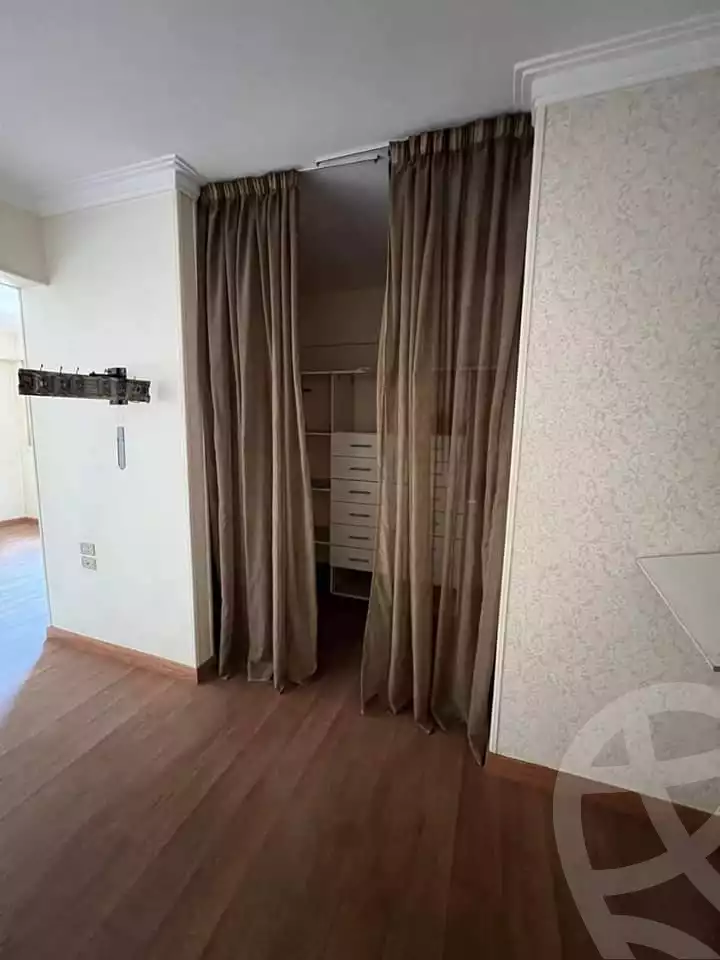 https://aqarmap.com.eg/ar/listing/5349971-for-rent-cairo-mokattam-lhdb-l-ly