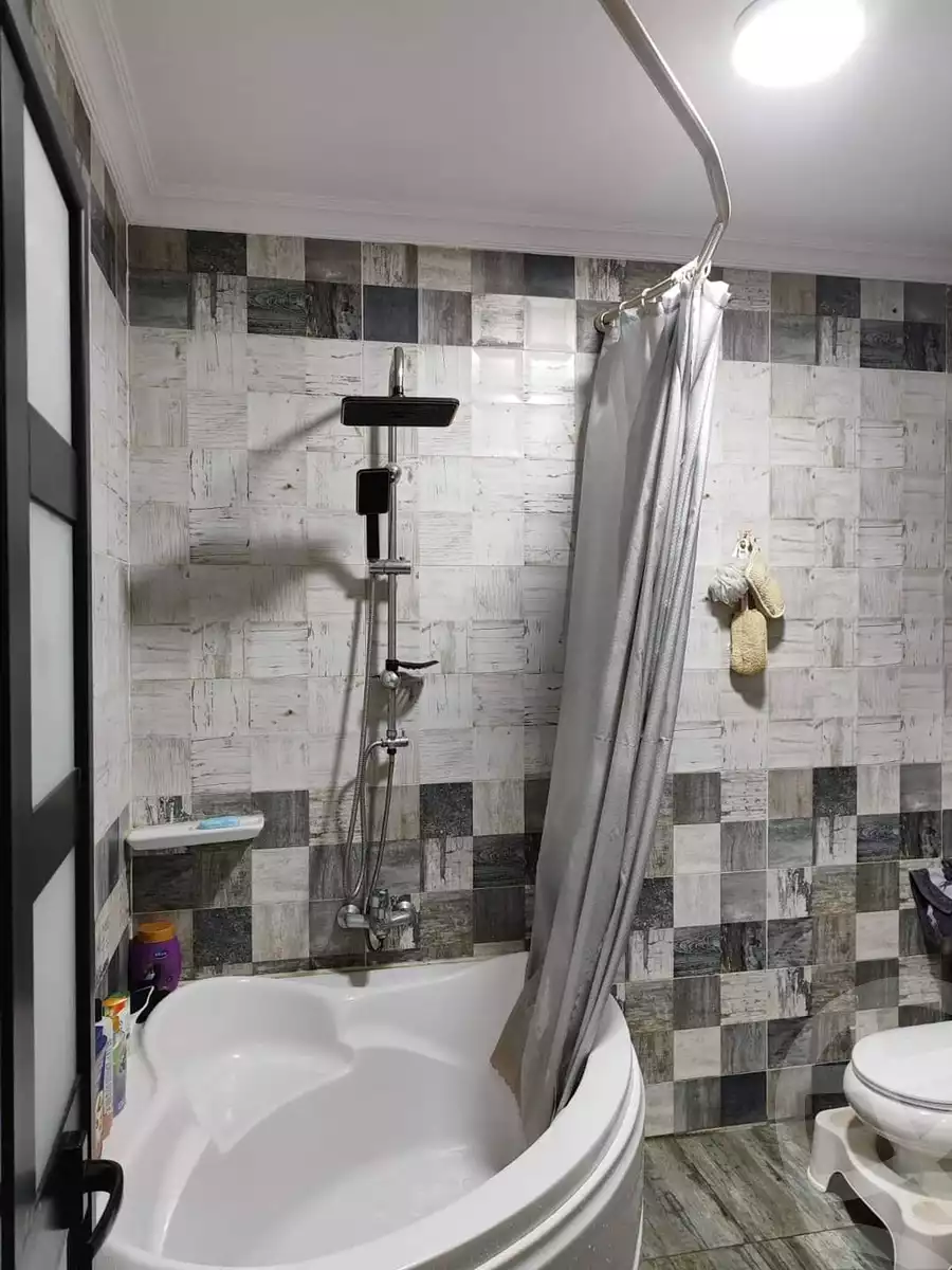 https://aqarmap.com.eg/en/listing/5350706-for-sale-cairo-helwan-kwrnysh-hlwn