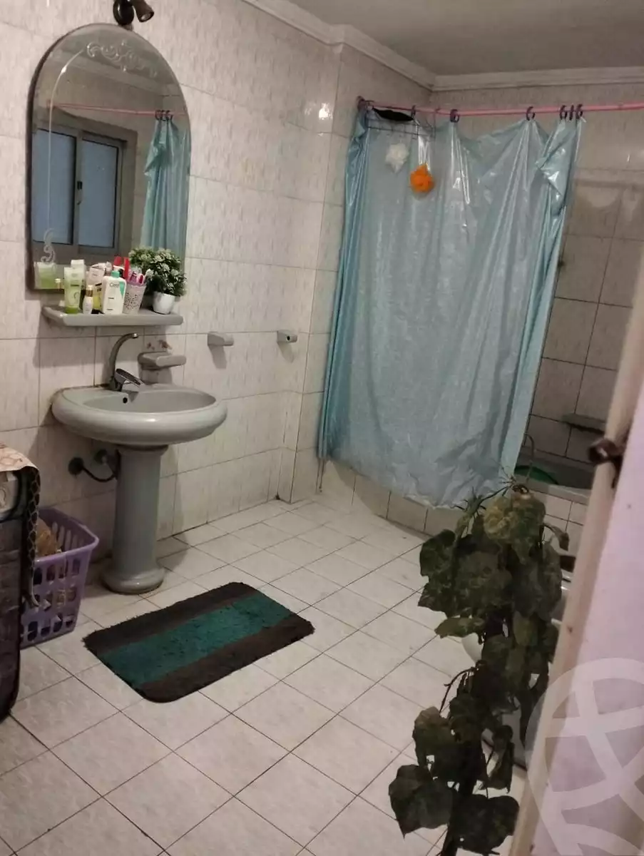 https://aqarmap.com.eg/en/listing/5352232-for-sale-alexandria-el-mandara-shr-jml-bd-lnsr