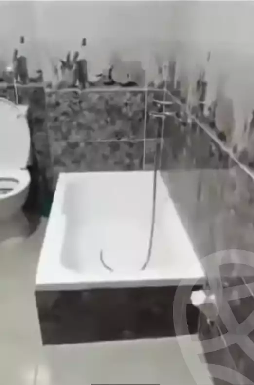 https://aqarmap.com.eg/en/listing/5352820-for-sale-marsa-matruh-marsa-matrouh-city-alam-el-roum-st