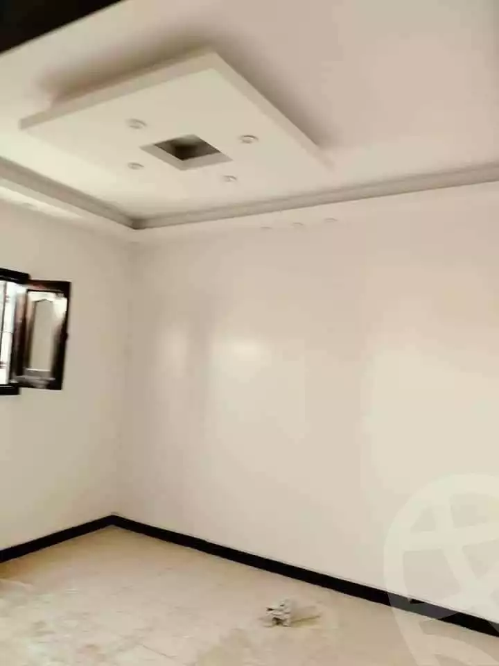 https://aqarmap.com.eg/en/listing/5353154-for-sale-marsa-matruh-marsa-matrouh-city-imam-malek-st