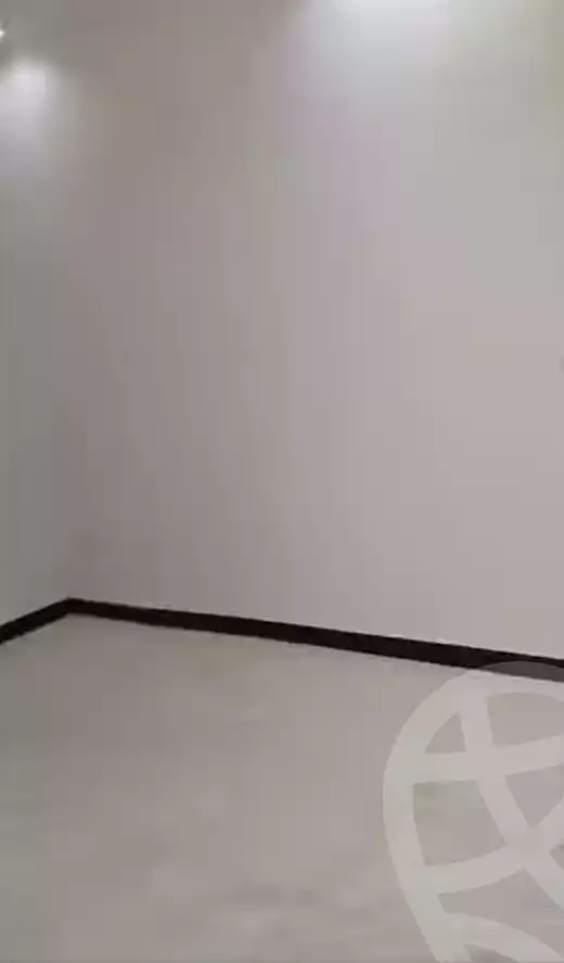 https://aqarmap.com.eg/en/listing/5353414-for-sale-marsa-matruh-marsa-matrouh-city-imam-malek-st
