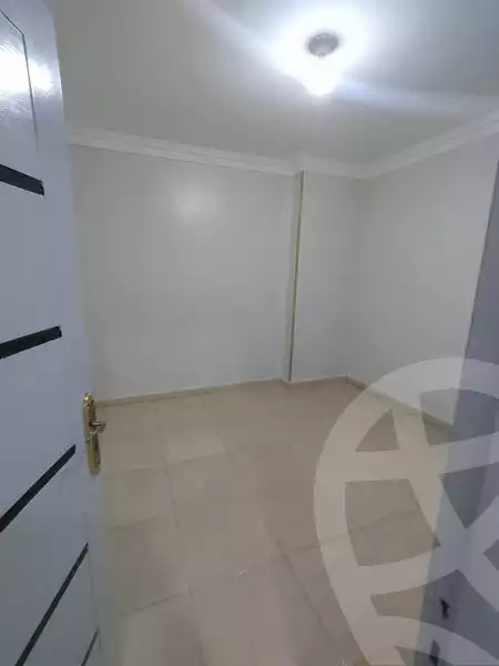https://aqarmap.com.eg/ar/listing/5354871-for-sale-cairo-helwan-hadayek-helwan-el-eshrein-st