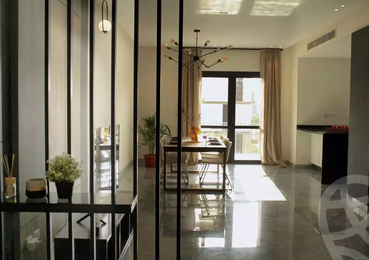 https://aqarmap.com.eg/en/listing/5357444-for-sale-cairo-el-sheikh-zayed-city-compounds-beverly-hills