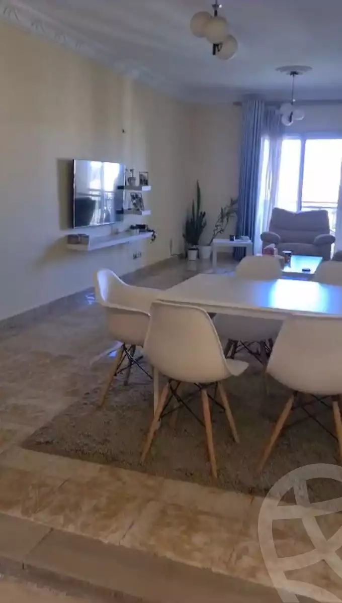 https://aqarmap.com.eg/ar/listing/5995660-for-sale-cairo-el-sheikh-zayed-city-compounds-hadayek-el-mohandiseen