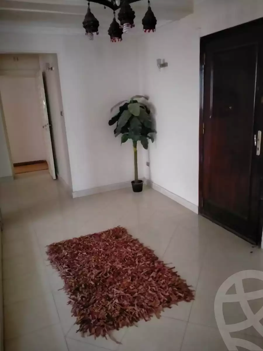 https://aqarmap.com.eg/en/listing/5360055-for-rent-cairo-heliopolis-ard-el-golf-farouk-tharwat-st
